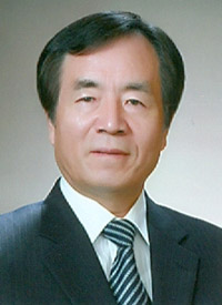 순천동산여중 김광섭교장